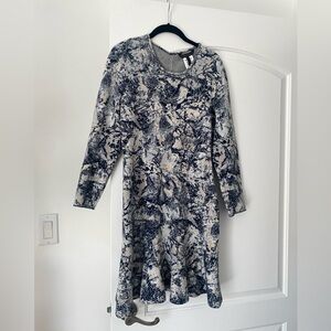 Elegant Blue and Cream Patterned Dress